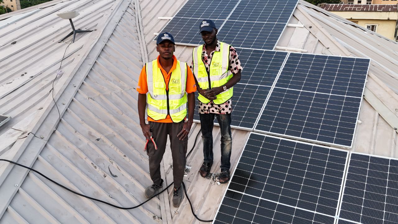 800kW Commercial Solar for Shopping Mall